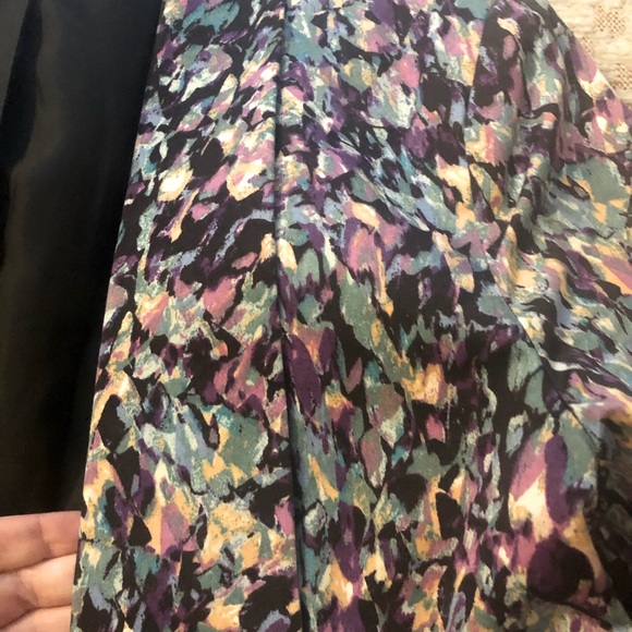 Beautiful Multicoloured Blazer - Picture 2 of 5